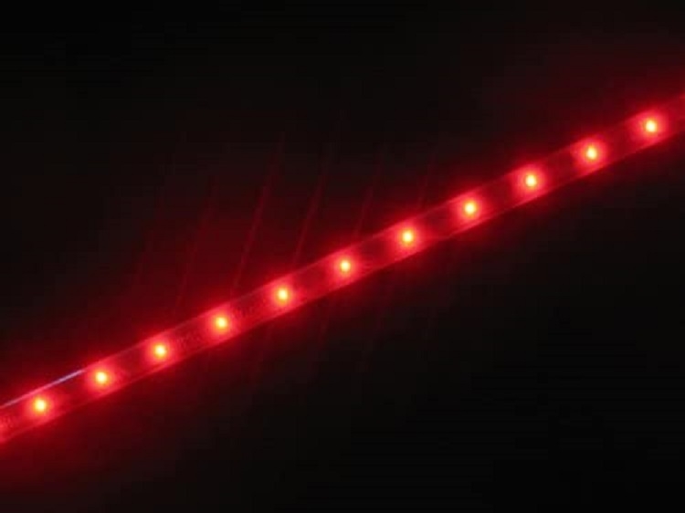AIV 480267 LED Licht Band flexibel rot 30cm UVP war 29-99 EUR unter AIV