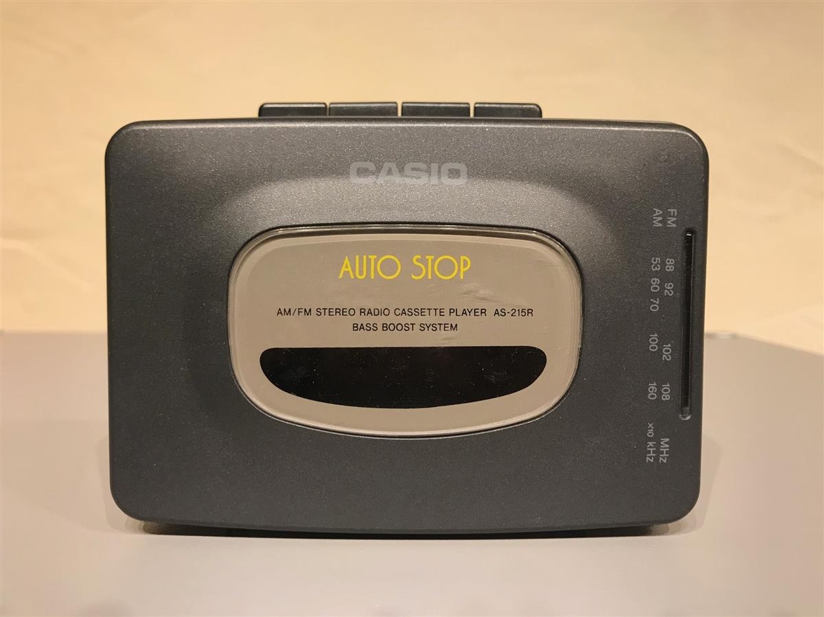 Casio AS-215R - Walkman- AM-FM Stereo Radio-Kassetten-Player